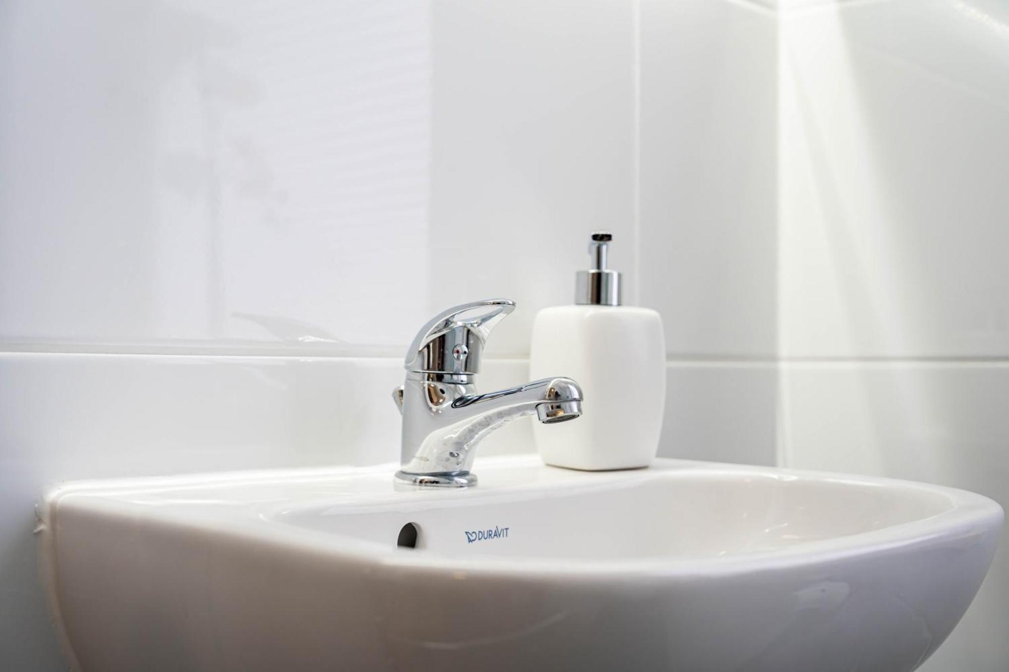 Apartmento Blue Magdeburg - Zentral - Wifi - Netflix Ngoại thất bức ảnh
